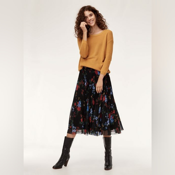 NWT Aritzia Wilfred Terre pleated midi skirt - Picture 1 of 6